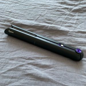 Cordless Dyson Straightener